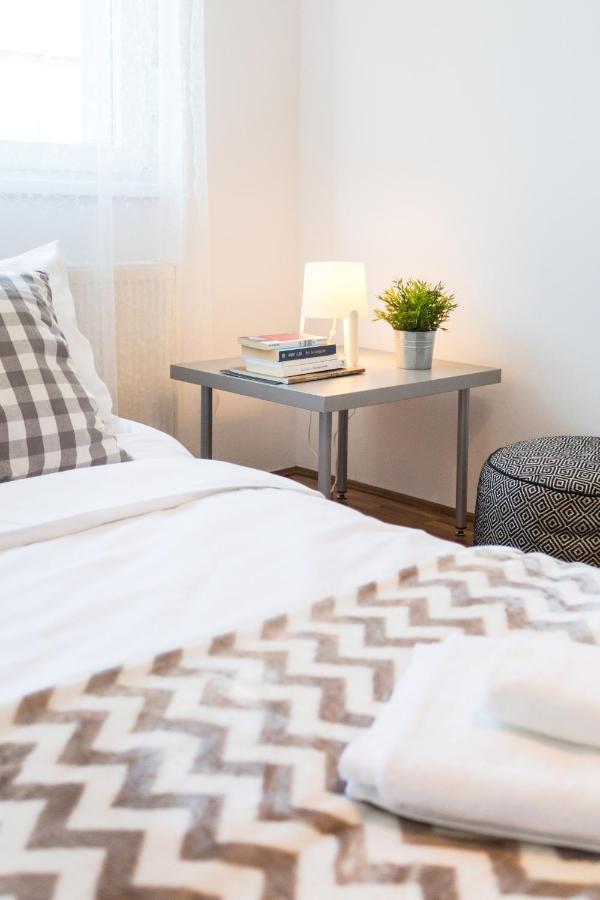 Spacious 2Bdr Apartment - Free Parking Zagreb Bagian luar foto