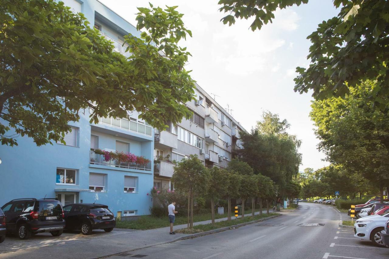 Spacious 2Bdr Apartment - Free Parking Zagreb Bagian luar foto