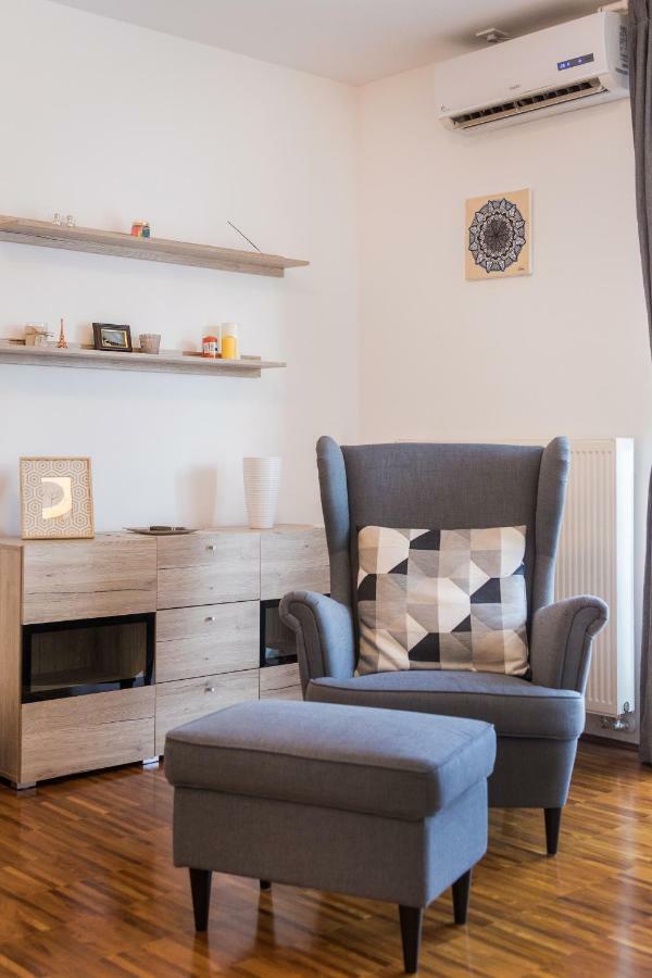 Spacious 2Bdr Apartment - Free Parking Zagreb Bagian luar foto